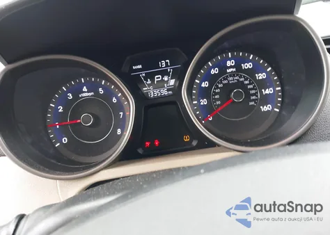 2016 Hyundai Elantra Se z USA, uszkodzony, nr VIN 5NPDH4AE3GH755703